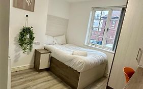 Lancaster Apartment